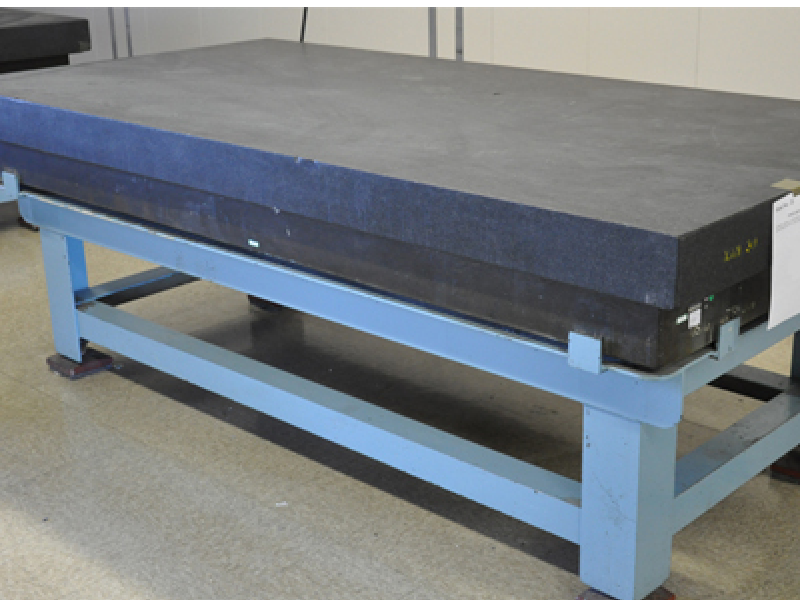 Products- E&A-SurfacePlat-img01