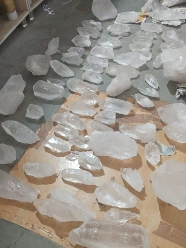 minerals-CRYSTAL QUARTZ PURITY-img-03