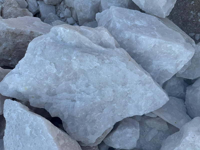 minerals-QUARTZ GLASSY-img-03
